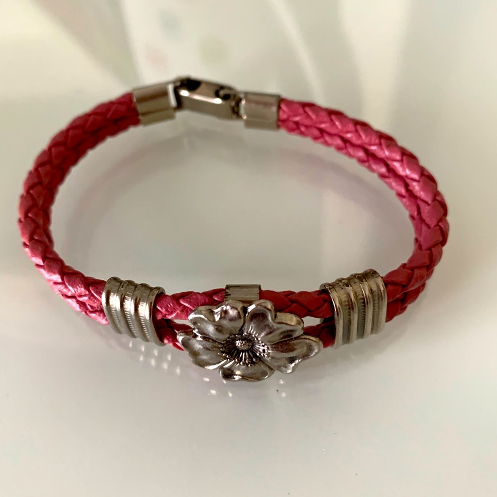 Leather bracelet